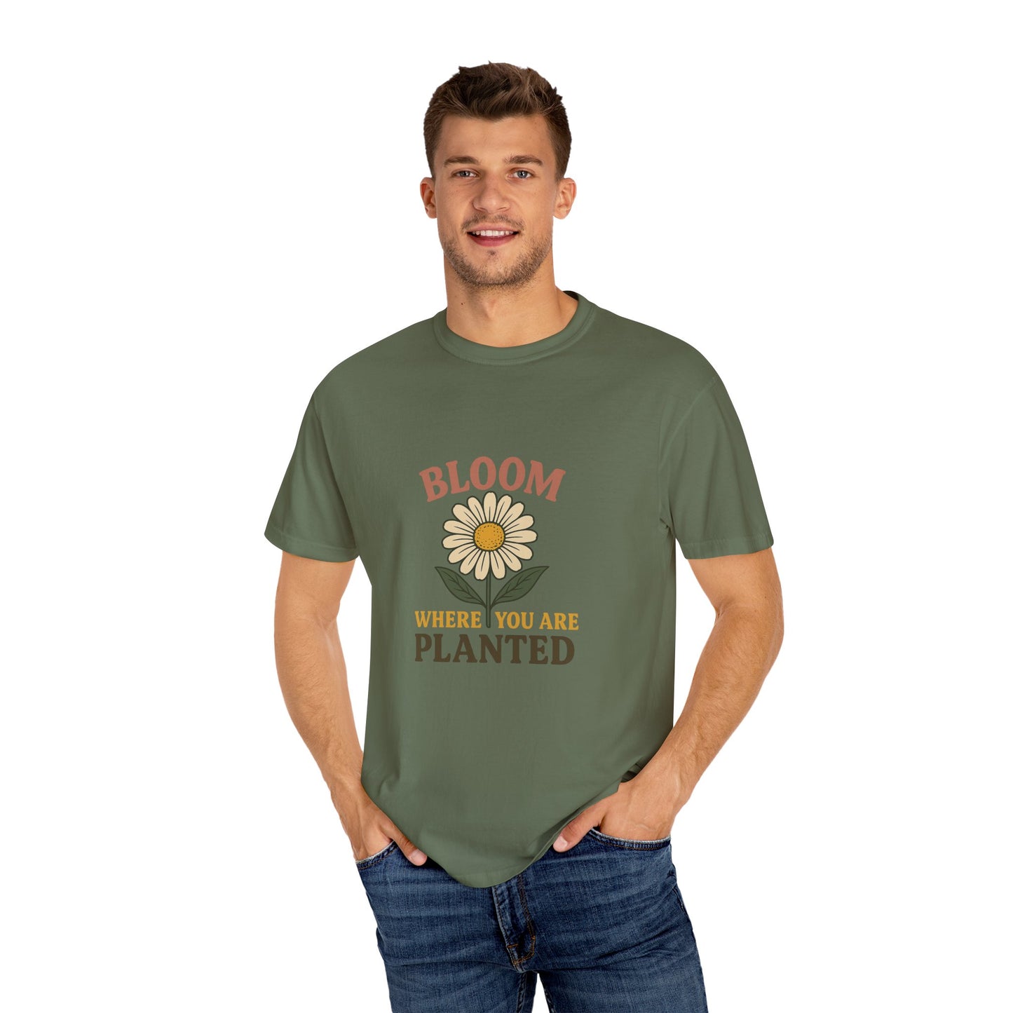 T-Shirt with Vintage Vibes Graphic Print