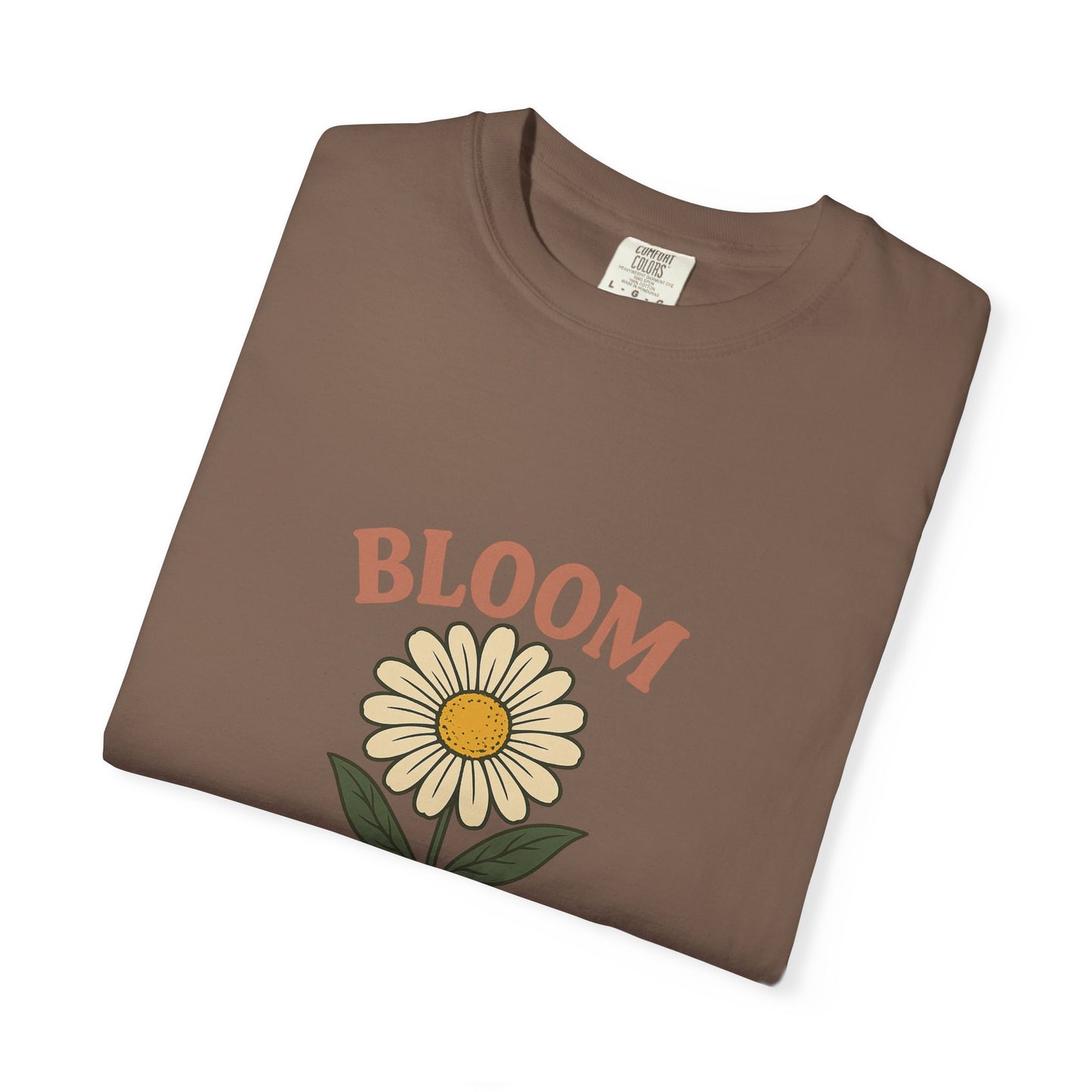 T-Shirt with Vintage Vibes Graphic Print